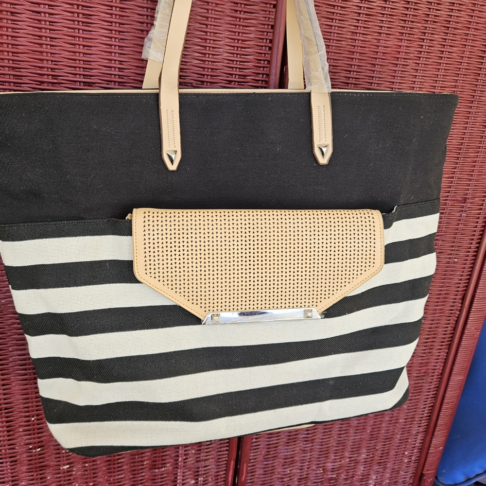Stella & Dot Black and Tan Striped Shoulder Bag